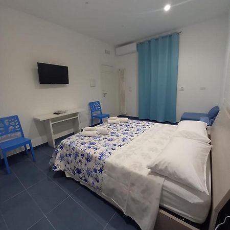 Hotel Al Delfino Blu Margherita Di Savoia Zewnętrze zdjęcie