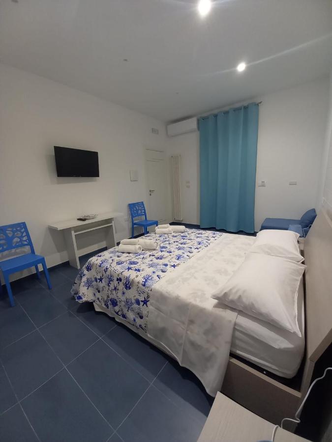 Hotel Al Delfino Blu Margherita Di Savoia Zewnętrze zdjęcie