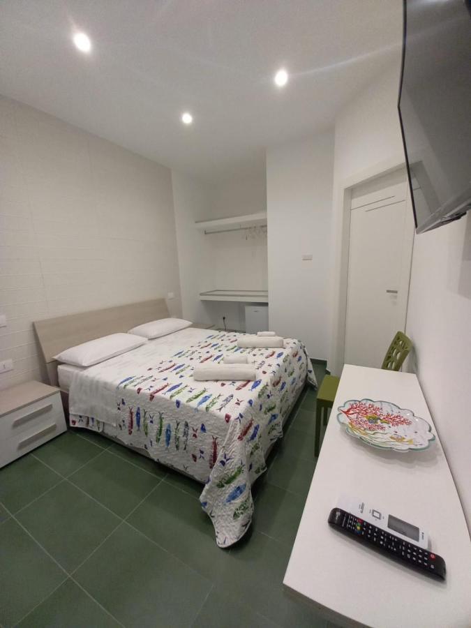 Hotel Al Delfino Blu Margherita Di Savoia Zewnętrze zdjęcie