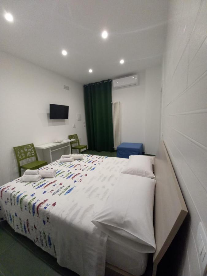 Hotel Al Delfino Blu Margherita Di Savoia Zewnętrze zdjęcie